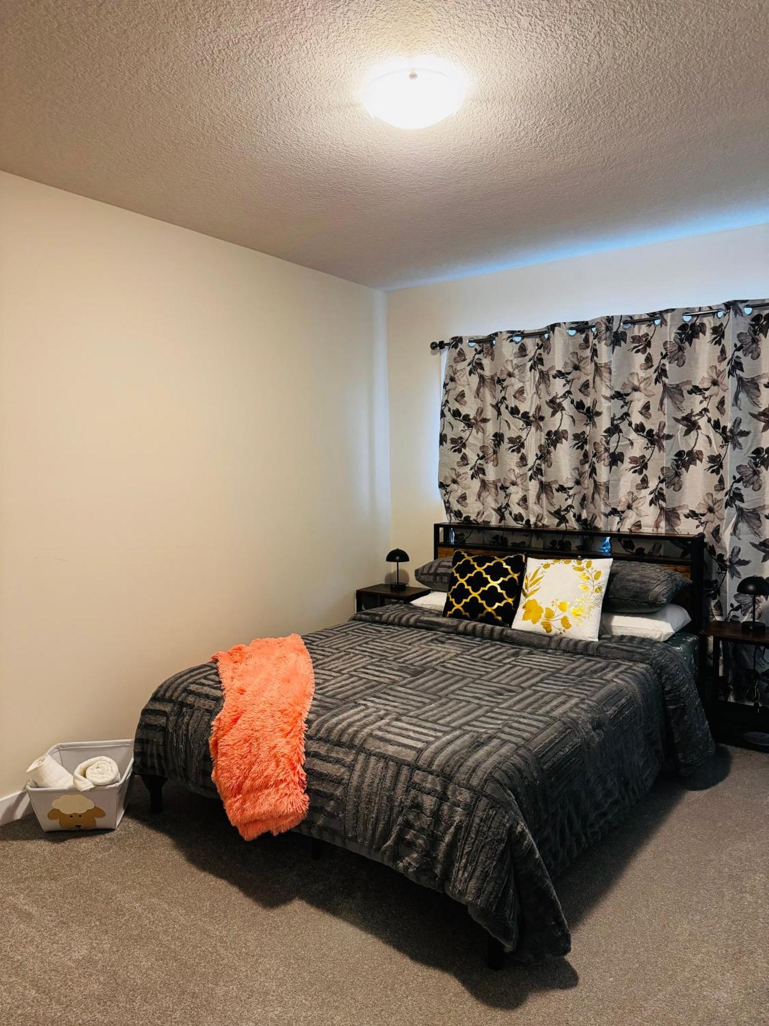Have Whole House To Yourself Thorold Extérieur photo